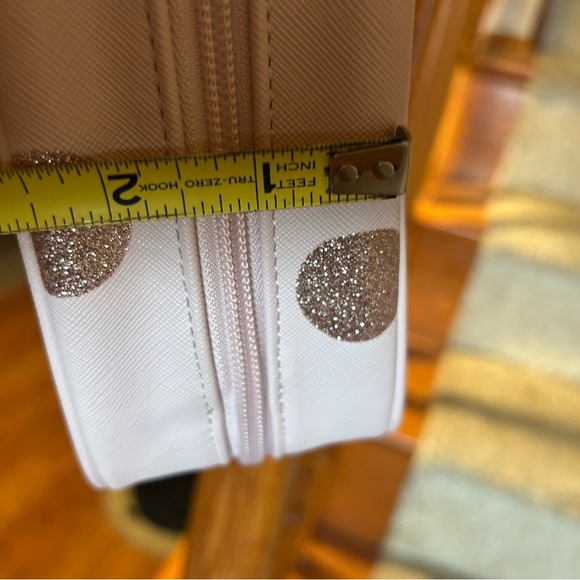 Kate Spade Haven Lane Polka Dot Giana Travel Cosmetic Case - Picture 16 of 16